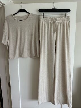 Aritzia Oatmeal Cream Short Sleeve Top & Wide-Leg Lounge Pants Set